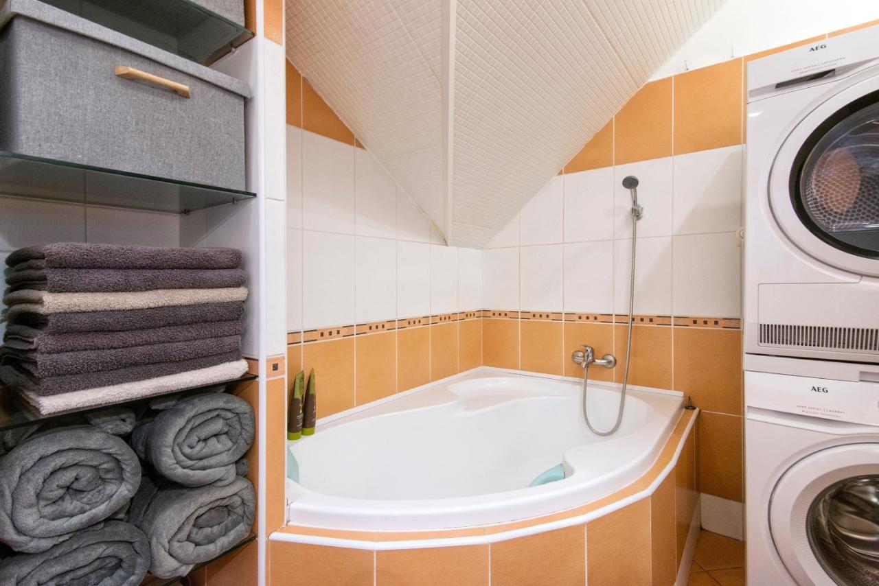 Apartment Neratovice Eksteriør billede